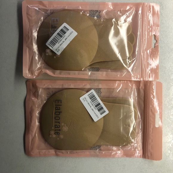 2 Pairs of invisible backless adhesive bra - Picture 5 of 6